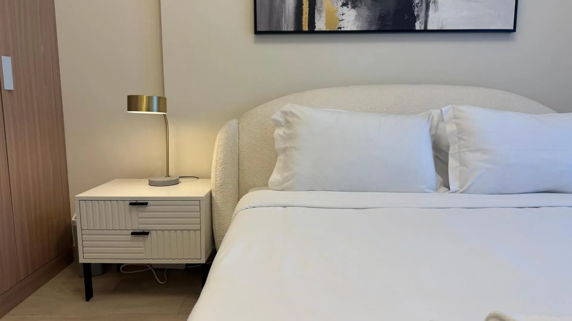 Ashri Elegant Studio Near Burj Khalifa Dubai United Arab Emirates