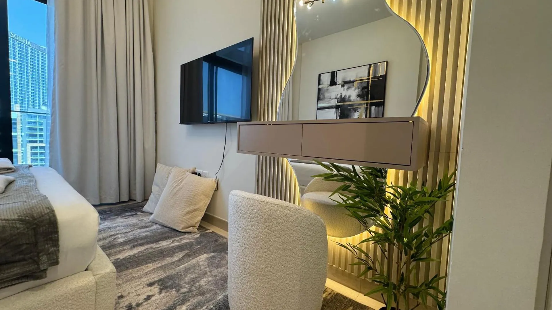 Apartment Ashri Elegant Studio Near Burj Khalifa Dubai United Arab Emirates
