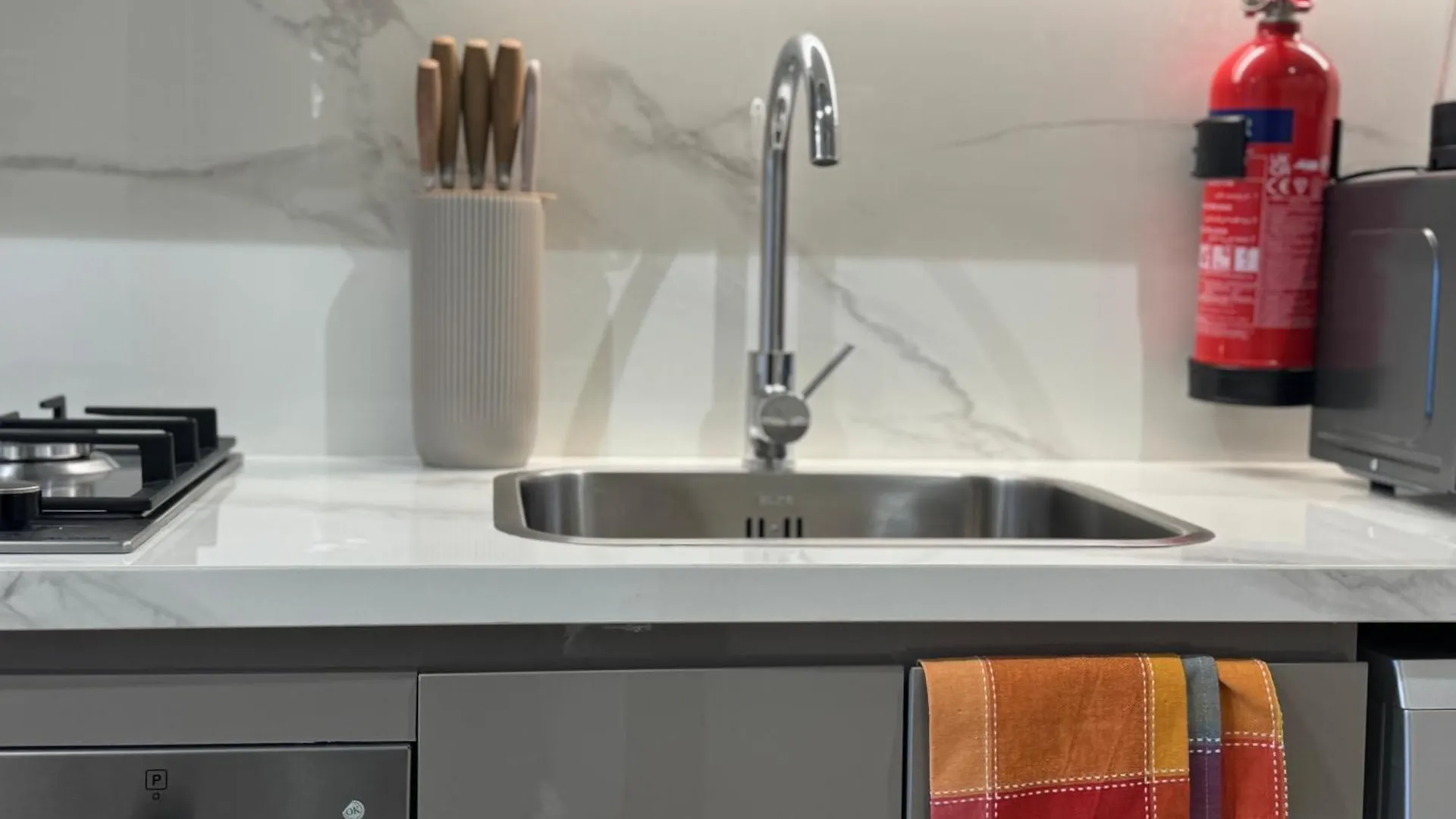Ashri Elegant Studio Near Burj Khalifa Dubai Apartment