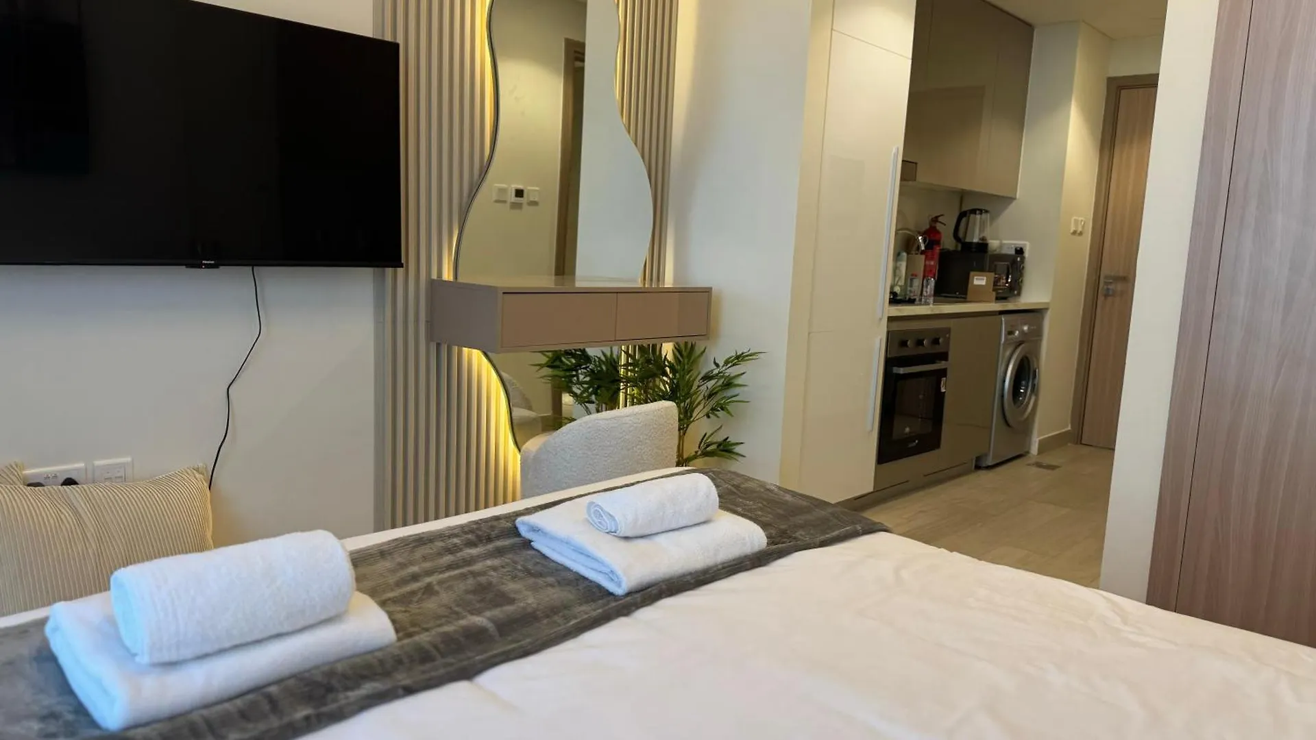 Ashri Elegant Studio Near Burj Khalifa Dubai 0*,  United Arab Emirates